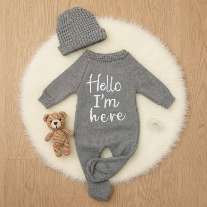 Newborn Knitted Outfit