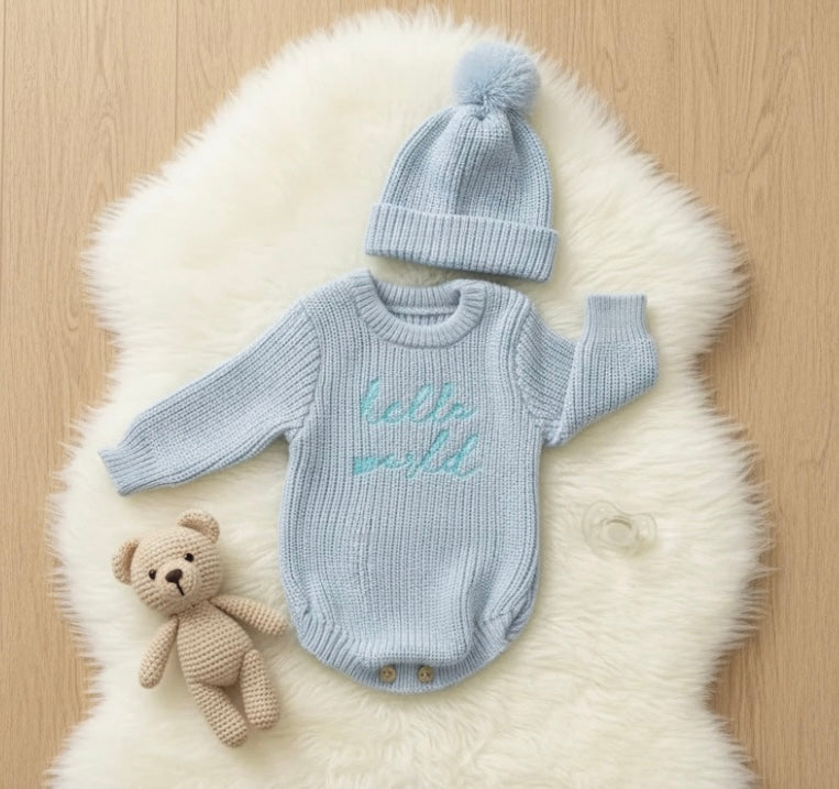 Newborn Knitted Outfit